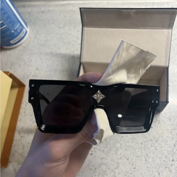 Louis Vuitton Cyclone sunglasses unisex - Picture 4 of 9